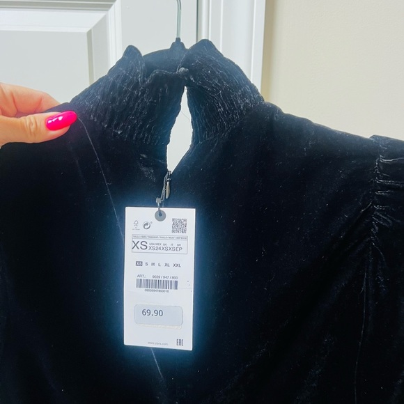 NWT Zara Black velvet Bishop Sleeve Mock Neck Cocktail Dress - Picture 5 of 8